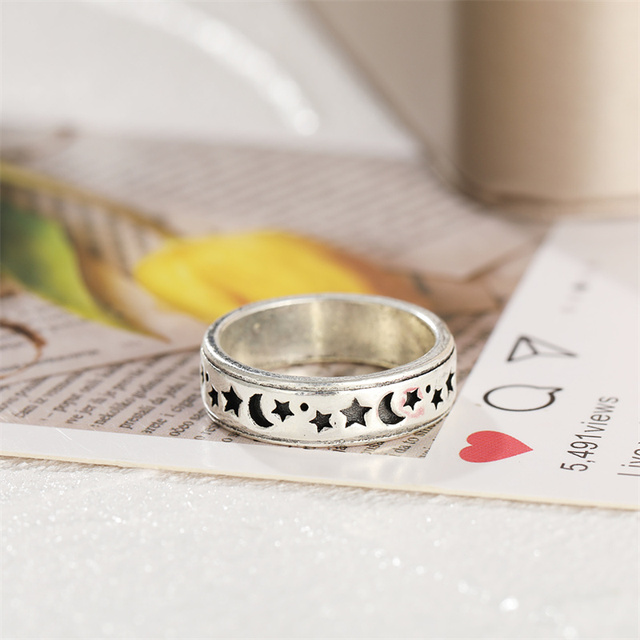 Gothic Heart Ring Set for Women Black Dice Vintage Hip-Hop Silver Plated Retro Rhinestone Charm Butterfly Finger Jewelry