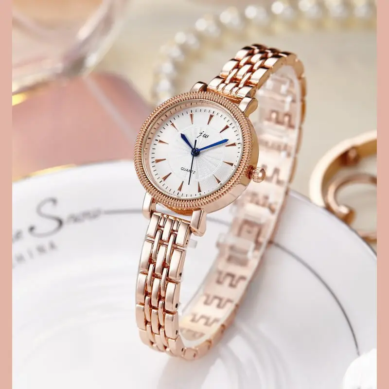 

New fashion leisure lady's Quartz Wrist Watch Stainless steel strip bracelet Rose gold small dial gift Watch Student Watch
