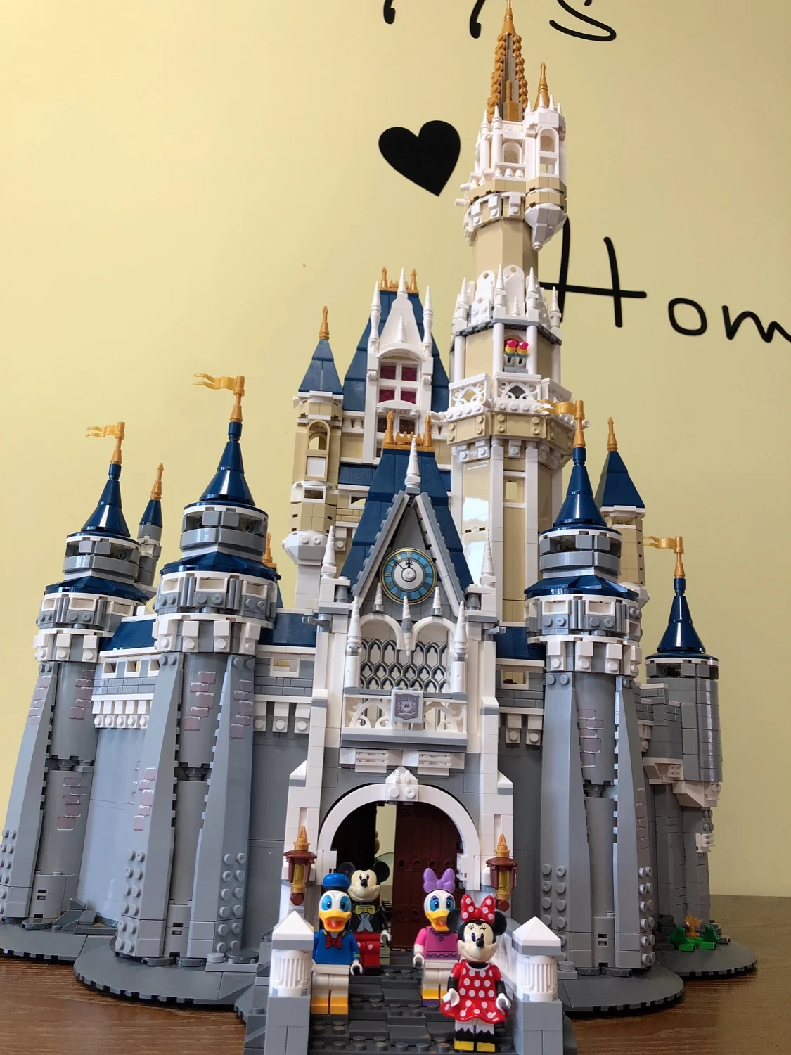 8388 шт. Принцесса замок город набор модель строительные блоки Дети DIY игрушки смешной день рождения совместимы 71040 16008 кирпичи
