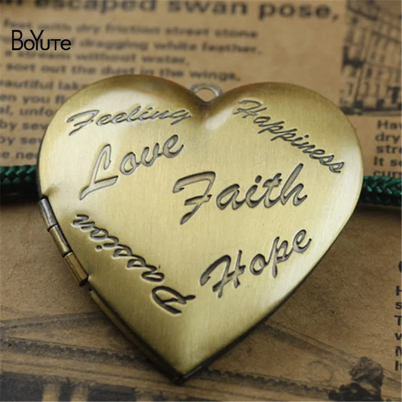 BoYuTe 4Pcs Big 40MM Metal Brass Floating Heart Locket Pendant Vintage Open Photo Locket Pendant (1)