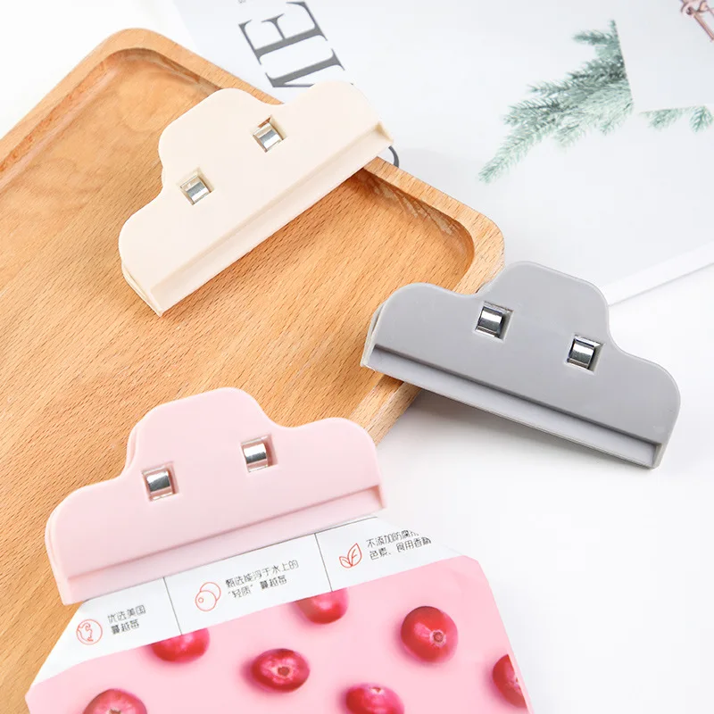 

3 Pcs/Set Bag Clips Snacks Fresh Food Bag Sealing Clips Moisture-proof Simple Style Food Sealing Clips Kitchen Bar Storage Tools