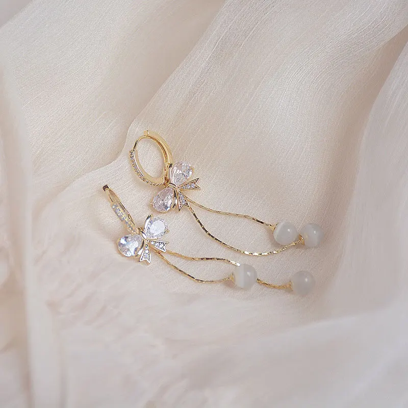 All-match Women Hoop Earrings Cat Eye Light Luxury High-End Earrings Female Ear Buckle Bowknot Temperament Zircon Fashion Gifts - Image 4