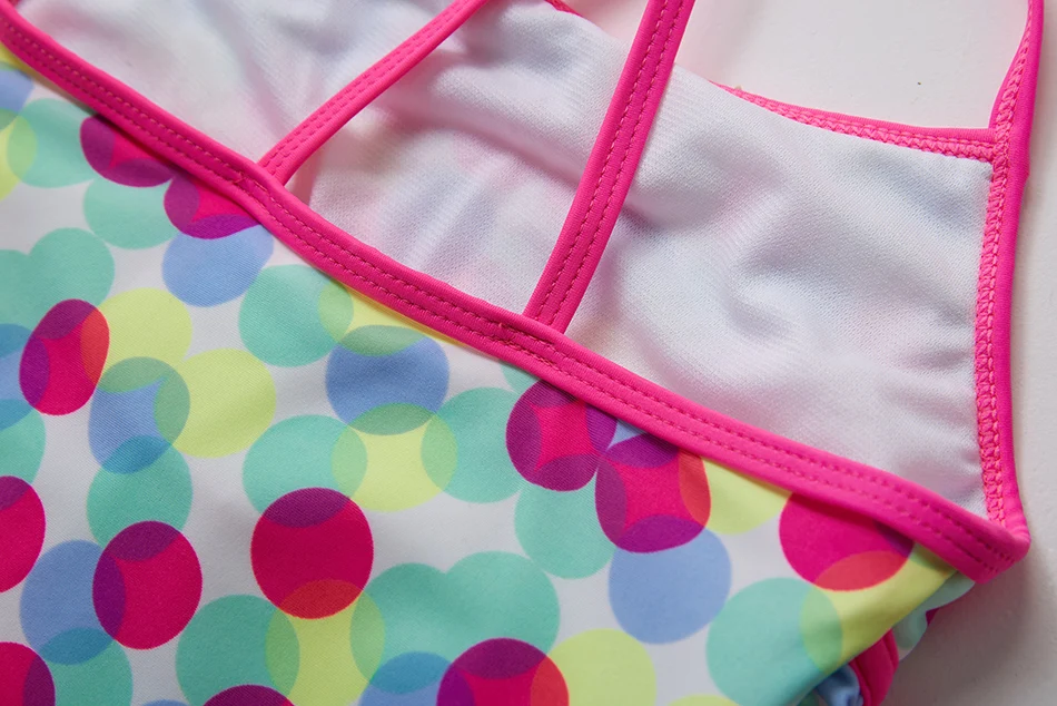 Одна деталь рюшами Стильный купальный костюм для девочек 3-10years цельный ванный комплект, детские купальные костюмы, летняя пляжная одежда 9017