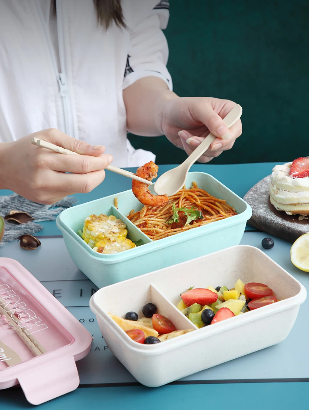 14494123692_1577624400