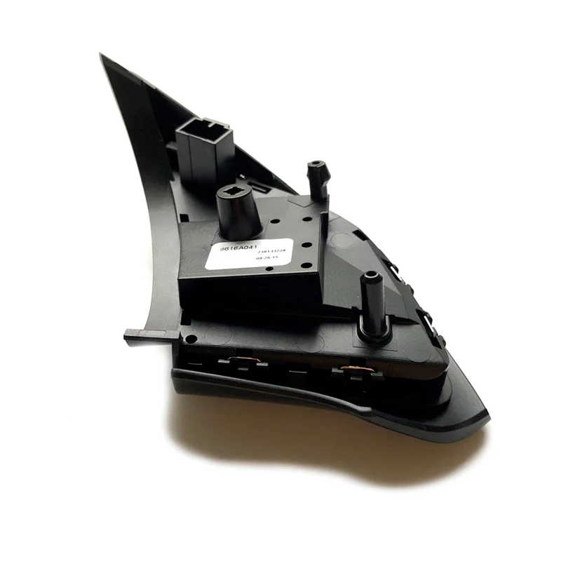 xpander steering wheel button (4)