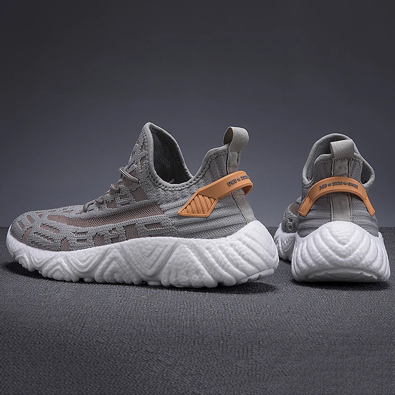 

2020 New Summer Men's Running Shoes Breathable White Sneakers Men High Quality Designer Lightweight Sport Shoes Plus Size 39-46