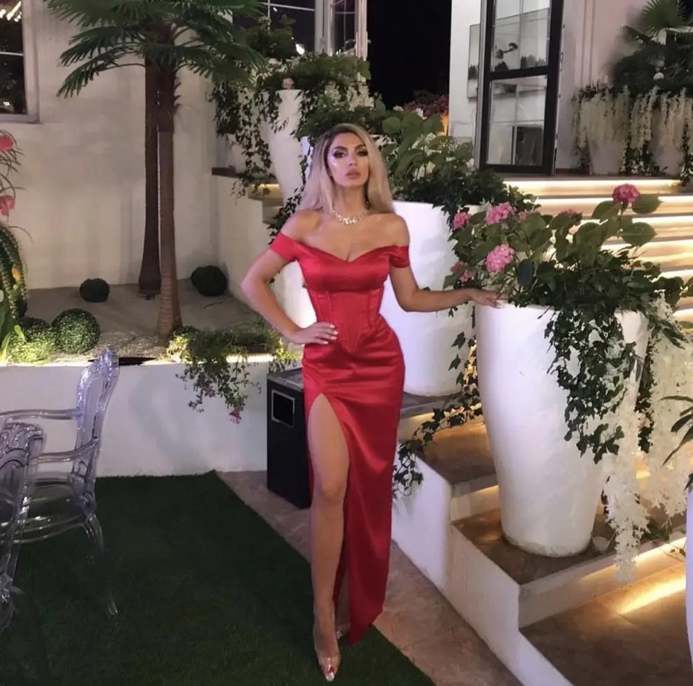 Бургундия с плеча Длинные Русалка Вечерние платья Robe De Soiree Атласное Вечернее Платье С Боковым Разрезом Abendkleider