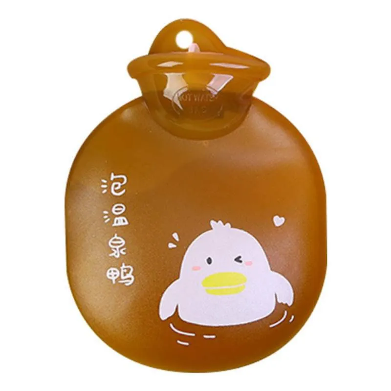 Portable Cartoon Hand Warmer Water Injection Hot Water Bottle Winter Mini Thermos Hot Water Bottles - Цвет: C