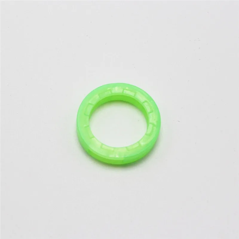 8Pcs Random Color Hollow Silicone Key Cap Covers Topper Key Holder Elastic Keyring Rings Key Case Bag Organizer Wallets 2021 new 4