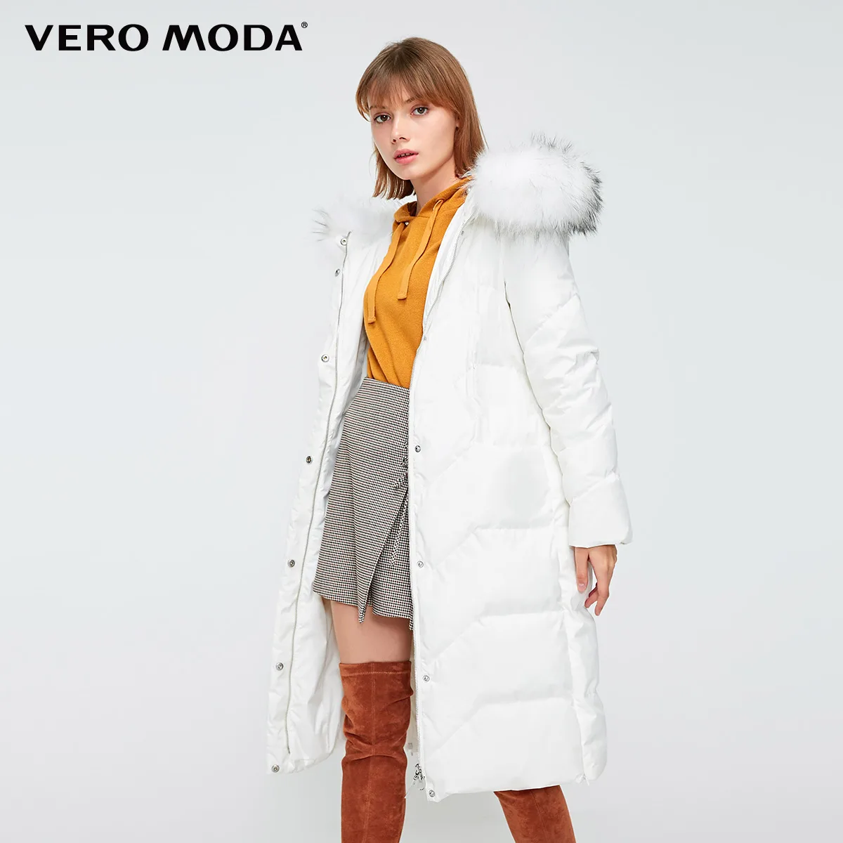 Vero Moda женский длинный пуховик с капюшоном из меха енота | 318412531 - Цвет: Snow white