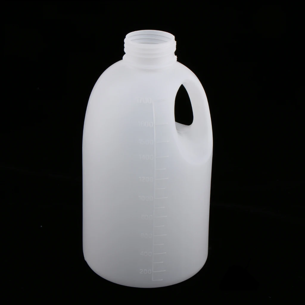 Portable 1700ml Reusable Male Bed Pee Urinal Bottle Drainage Car Toilet Tool