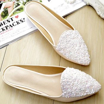 

2020 Woman Slippers Elegant Ladies Mules Women's Pointed Toe Crystal Shoes Female Fashion Bling Flats Women Slides Plus Size 43