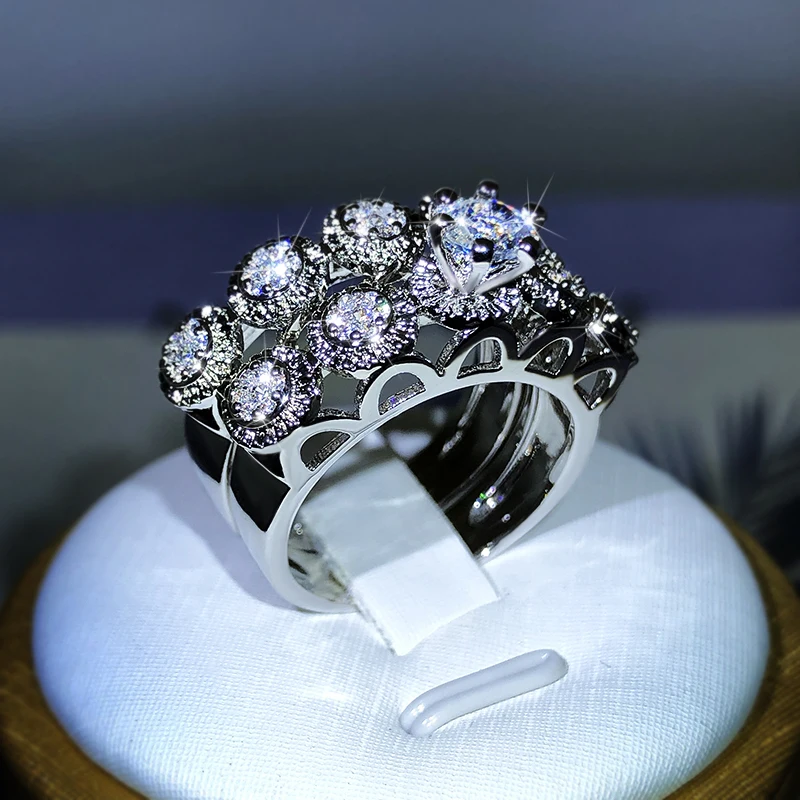 925 Silver Luxury Six-Claw 5 Hole White Zircon Ring Set