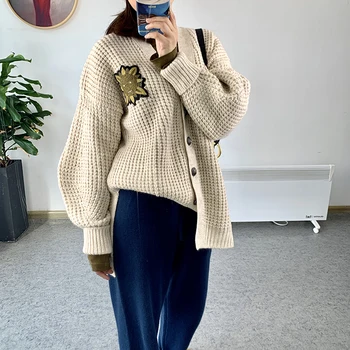 

Lantern Sleeve Knit Cardigan Women Embroidery Floral Patch V-neck Autumn and Winter Buttons Female Sweaters