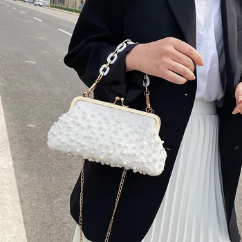 

2020 new pearl buckle female bag dress retro envelope bag lady ladies clutch bag
