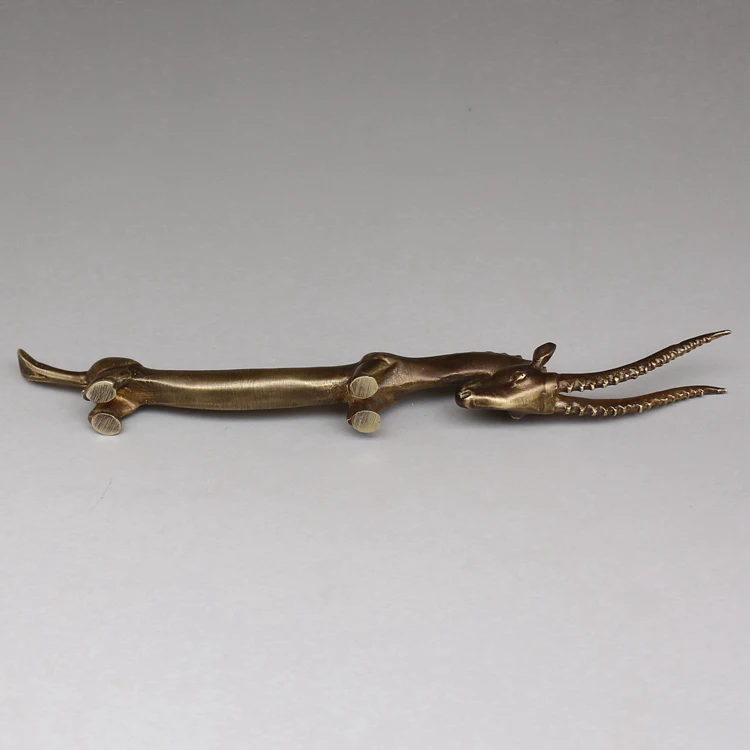 Antique brass antelope corner pen holder copper brush retro pen rest pen mountain