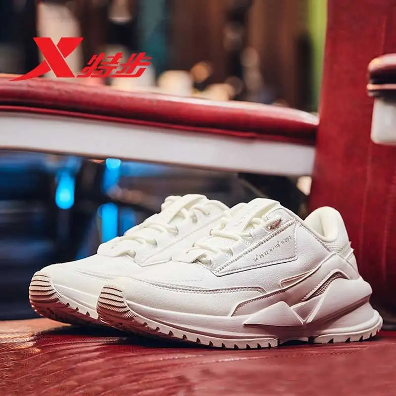 Xtep/женская спортивная обувь для отдыха; Зимние Модные теплые кроссовки на массивном каблуке; женская обувь для папы; прогулочная обувь; 981418393001