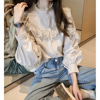 

Spring New French Shirt Women's Vintage Lantern Sleeve Sweet Lace Lace round Neck Loose-Fit Shirt