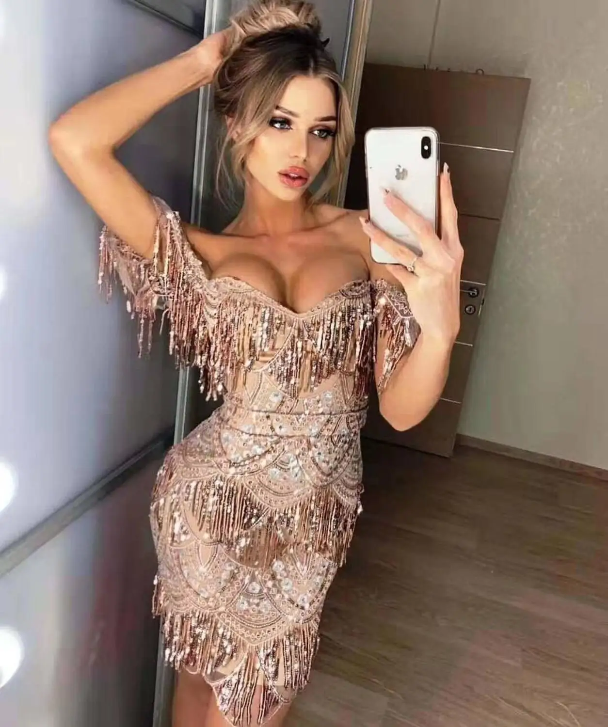 

High Quality Gold Slash Neck Elegant Rayon Bandage Dress Night Club Party Bodycon Dress