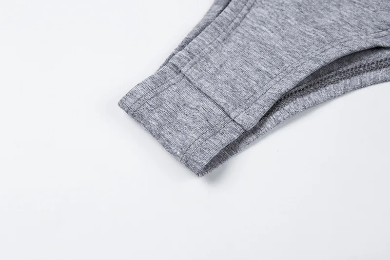 8884039775_1973477789