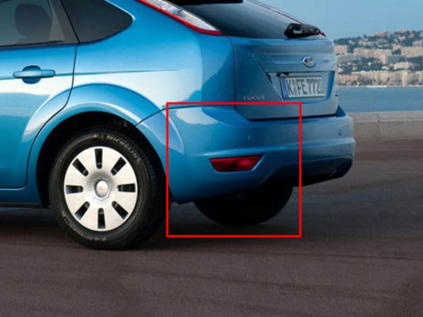 1x для Ford Focus MK II 2008-2010 задний бампер отражатель задний противотуманный светильник левый N/S