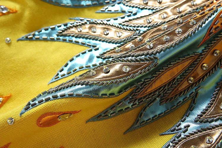 VERDEJULIAY Runway Yellow Sweater Autumn Winter Fashion New Luxury Beading Diamonds Patch European Top