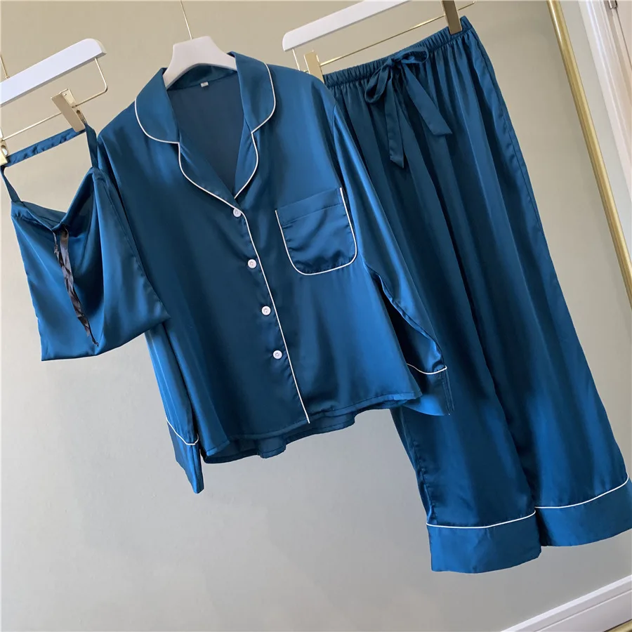 12815764208_2043651032