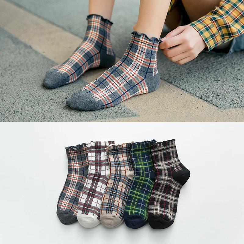

New Personality British Plaid Retro Wild Casual Cotton Tube Socks for Women Korean Style College Sock for Female Medias De mujer