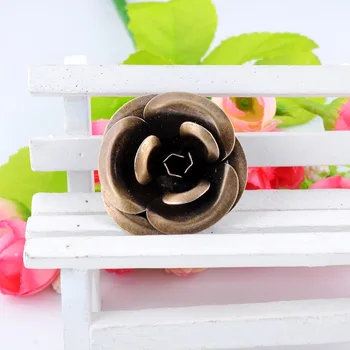 

Wholes 50Pcs DIY Flower Embellishments Jewelry Accessories Filigree Wraps Connectors Metal Ancient Headwear Handmade