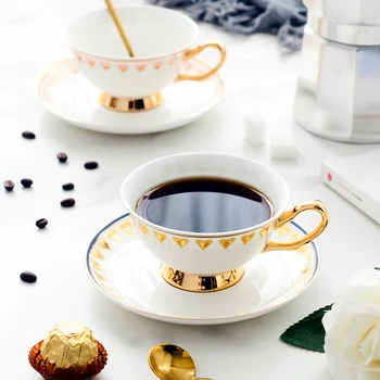 

Simple European Ceramic Coffee Cup Set Creative Gold Rim Light Luxury Arabic Coffee Set Couple Travel Taza Cafe Drinkware BE50CP