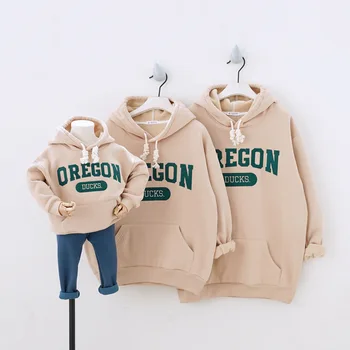 

Family Look Winter Family Matching Clothes Thick Letters Mom Dad and Baby Boy Girl Clothing Hoodie Sweatshirt Matching Outfits