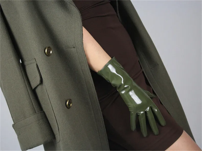 Модные Лакированная кожа перчатки средней длины из искусственной кожи 28 см яркий черные перчатки из искусственной кожи женский основной