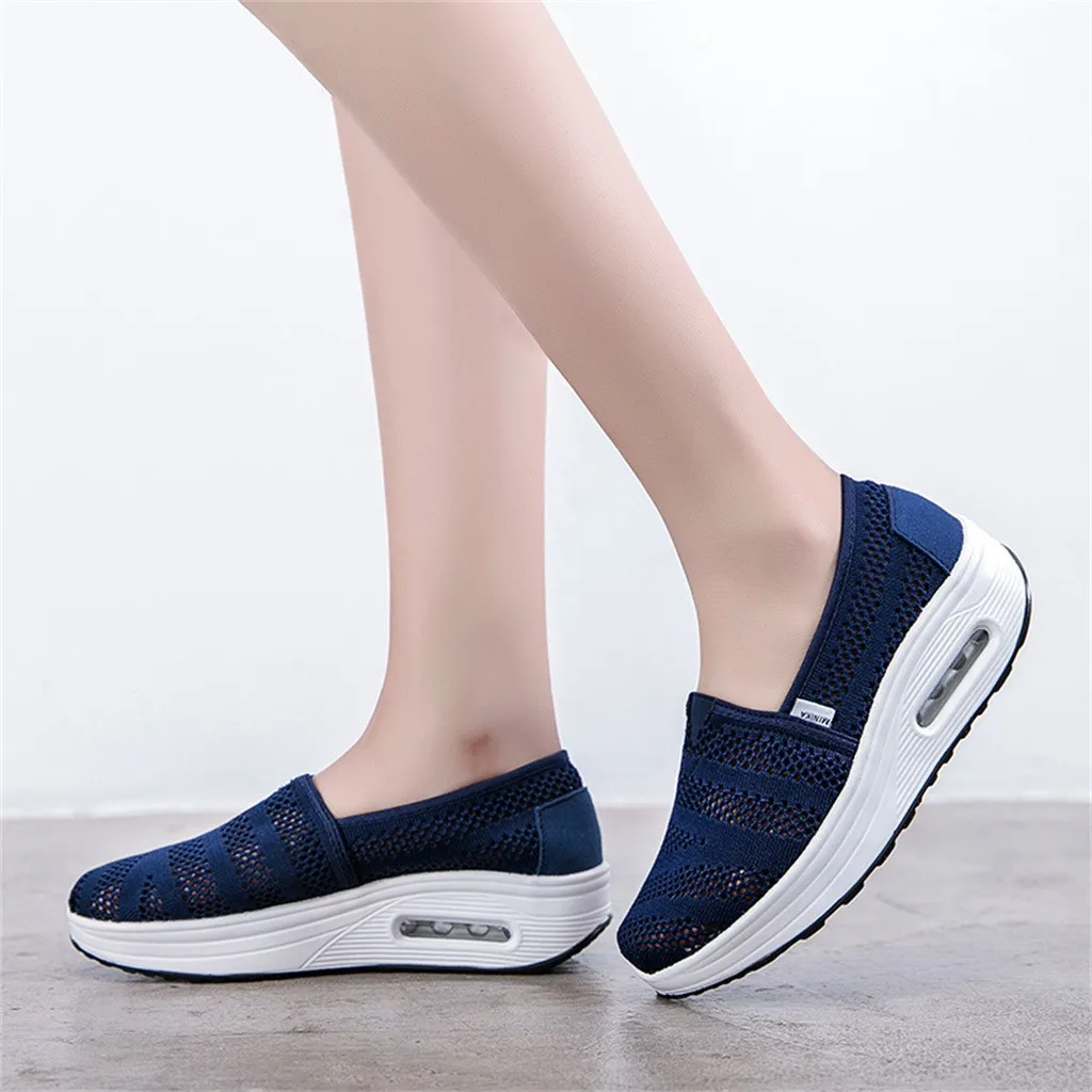 Women's Mesh Breathable Thick-Soled Running Shoes Rocking Shoes Air Cushion Running Sneakers