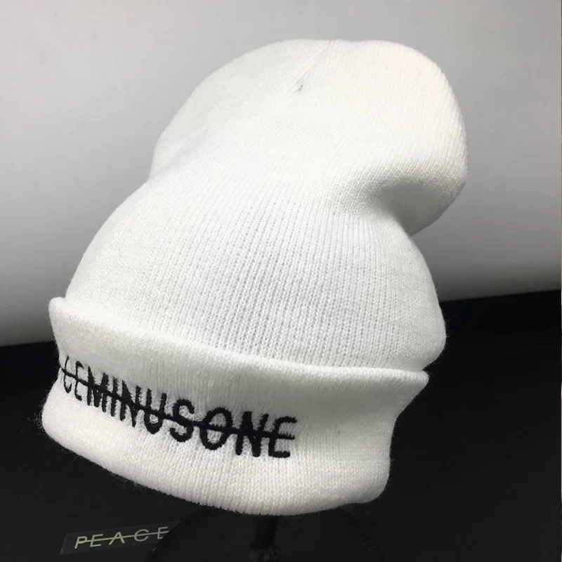 Bigbang Peaceminusone вязанные шапочки с вышивкой g-дракон персональный альбом Kwon Ji молодой унисекс аксессуар весна осень зима - Цвет: White