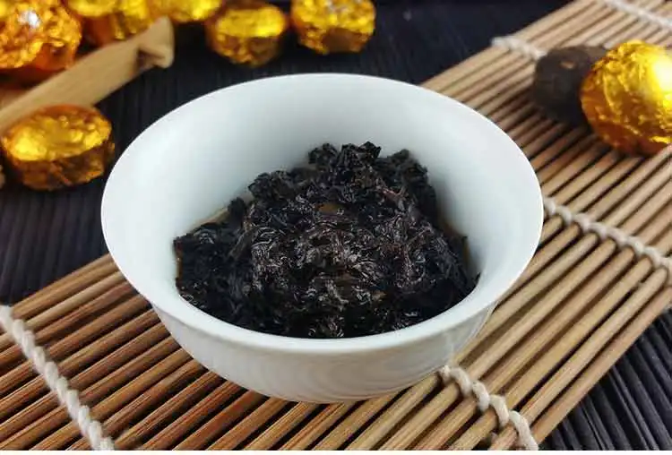 Yr мини Pu'er Tuocha Золотая жестяная фольга Упаковка спелая Pu-erh Shu Pu'er подарок 75 г