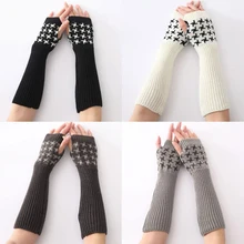 

Winter Plaid Warm Decorative Arm Covers Korean Version Universal Fingerless Gloves Neutral Classic Knitted Wool Arm Covers