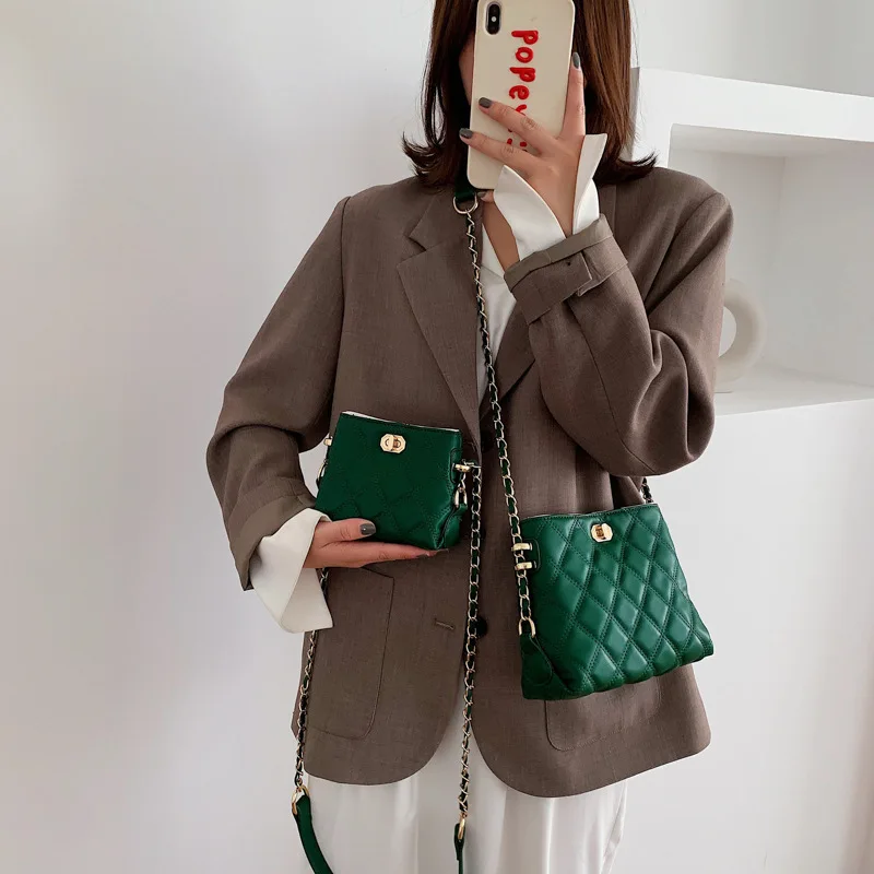 

2019 Autumn New Style WOMEN'S Bag Korean-style Bucket Rhombus Car Suture Shoulder Bag Solid Color Large Small Lock Oblique Bag