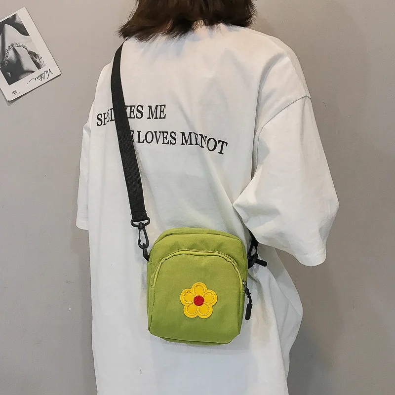 

2019 New Style Summer Fashion Small Fresh Flowers Nylon Cloth Square Sling Bag GIRL'S Colorful Embroidery Shoulder Bag