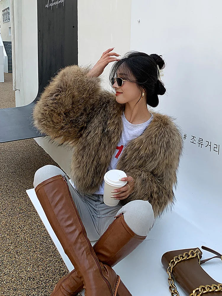 Faux Raccoon Fur Coat for Women Winter Warm Long Sleeves Cardigan Design Short Women Fur Coat