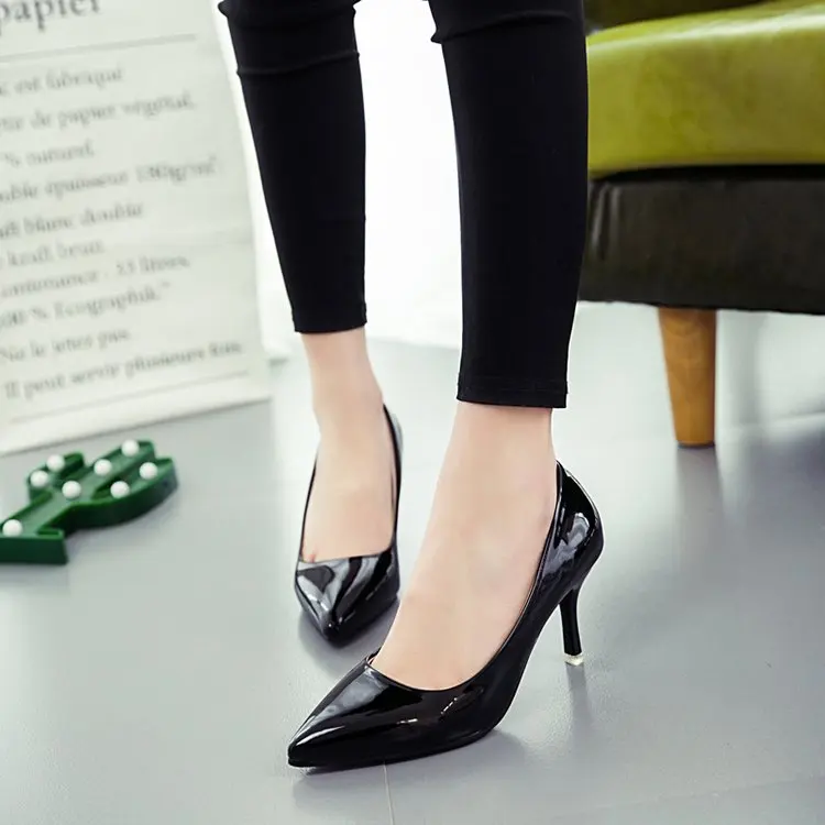 

2018 New Style Versatile Slimming Thin Heeled High Heel Shoes Pointed-Toe Black And White with Pattern Work Shoes Women's Patent
