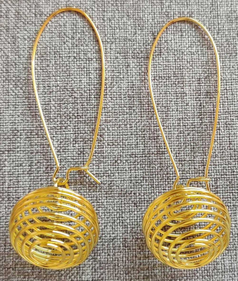 

2019 New Gold Metal Spring Earrings Jewelry Long Earrings