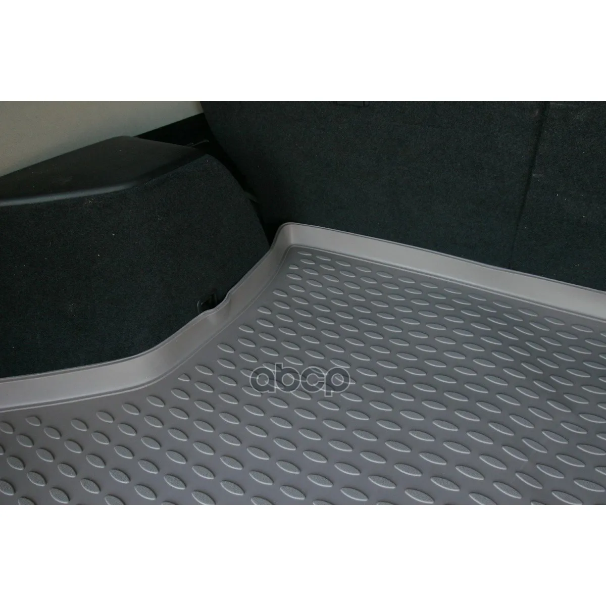 Коврик В Багажник Toyota Harrier 2003-2008,Кросс.(Полиуретан) ELEMENT арт. NLC.48.25.B12