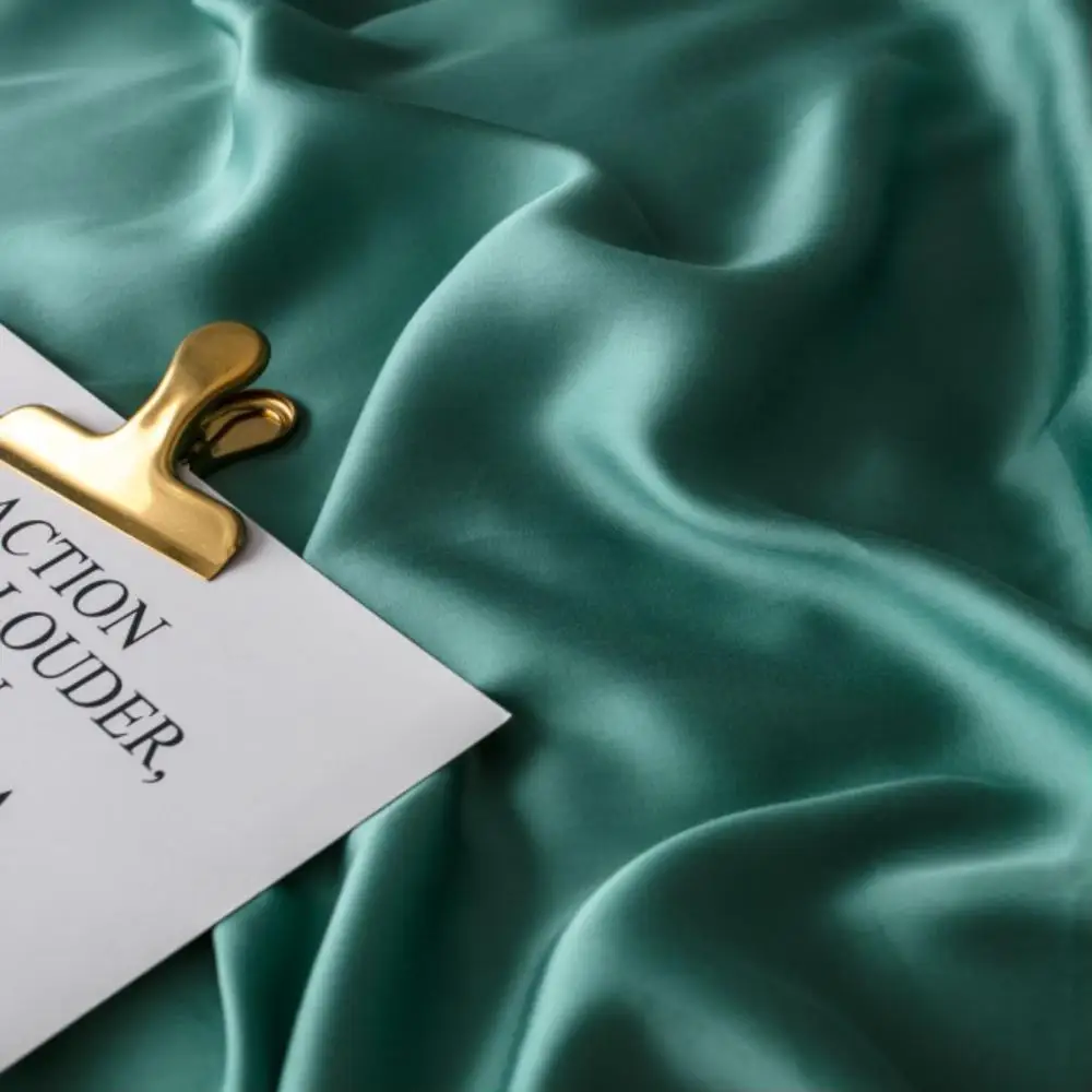 Luxury 100% Tencel Silk Bedding Set cool silky solid color Healthy Skin Duvet Cover Set Flat Sheet Pillowcase Queen King Bed Set