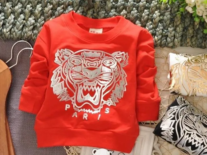 1 шт./лот); Верхняя одежда для маленьких девочек из хлопка с жирафом; 0-1 год - Цвет: Красный