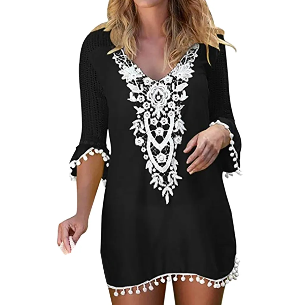 2019 Sexy Beach Dress Women Pom Pom Trim Tassel Beach Tunics Patchwork Lace Crochet Swimwear Beach Cover Up