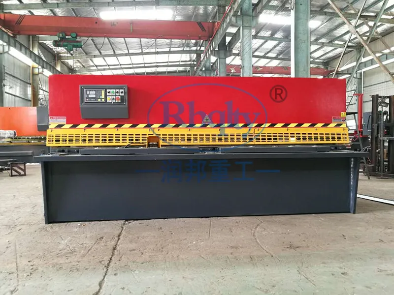 QC12K-4* 2500 гидравлический режущий станок с системой E21s