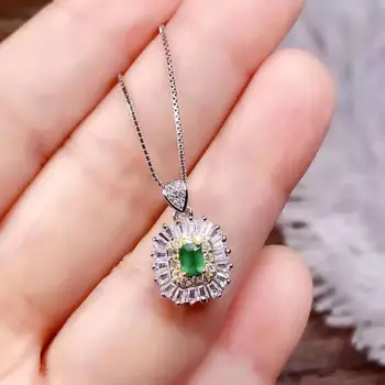 

Natural Emerald Necklace fashionable gem quality 925 silver 3x4mm