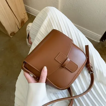 

Retro Sen small bag female 2020 new Korean literary messenger bag high sense of foreign style simple small square bag