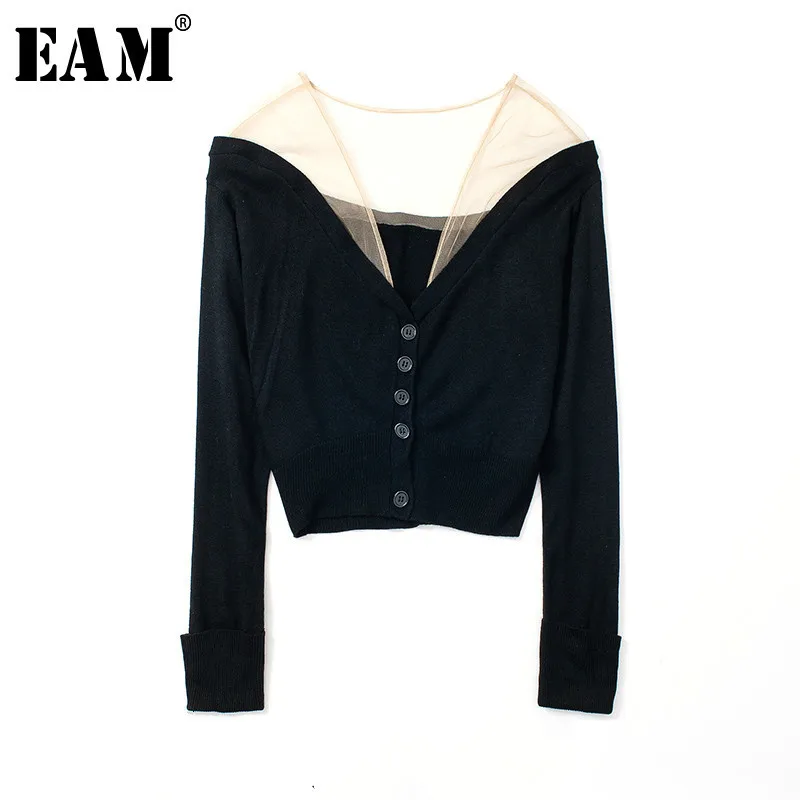 

[EAM] Button Mesh Perspective Mesh Knitting Open Stitch Loose Fit V-Neck Long Sleeve Women New Fashion Spring Autumn 2020 JZ066