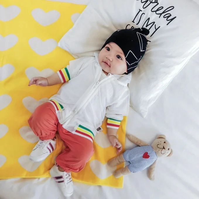 Mini Babe City/Летняя Детская воздухопроницаемая рубашка в цветную полоску с капюшоном; пальто для малышей; повседневная детская одежда